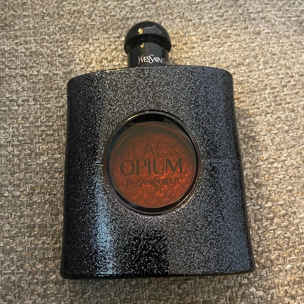 Black Opium Yves Saint Laurent Perfume
